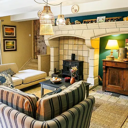 Les Tables De La Rousse ゲストハウス La Fouillade