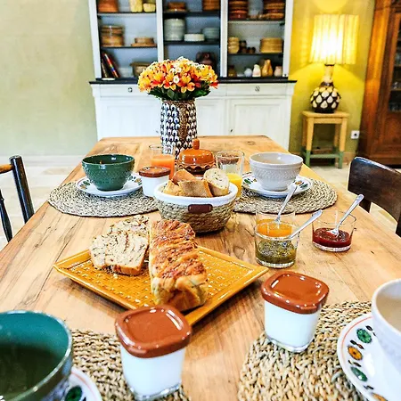 Les Tables De La Rousse 3*