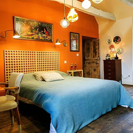 ゲストハウス Les Tables De La Rousse