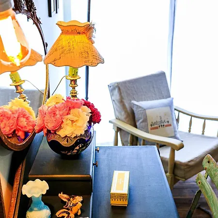 Les Tables De La Rousse La Fouillade