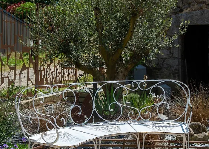 Les Tables De La Rousse 3* La Fouillade