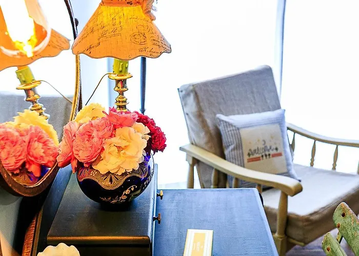 Les Tables De La Rousse La Fouillade